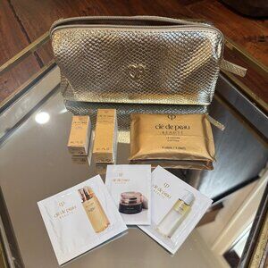 CLE DE PEAU MAKEUP BAG & SAMPLES
